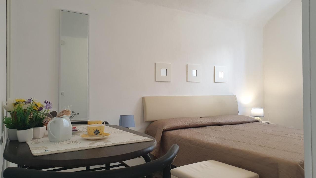 Ferienwohnung La Pomelia Palermo Exterior foto
