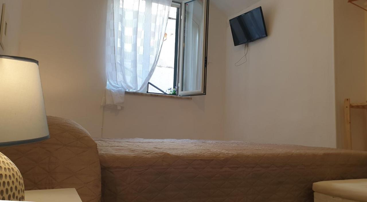 Ferienwohnung La Pomelia Palermo Exterior foto