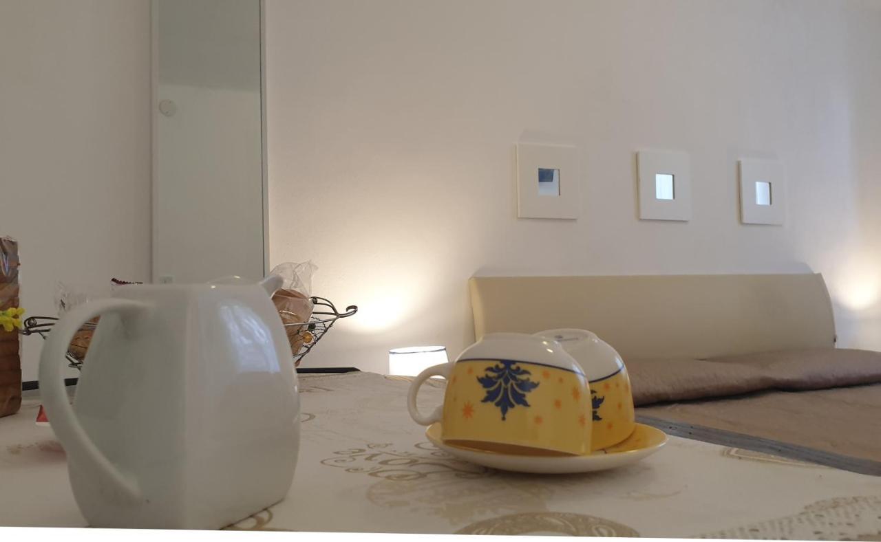 Ferienwohnung La Pomelia Palermo Exterior foto